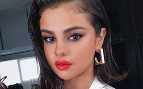 Chỉ là ảnh hậu trường, Selena Gomez đã siêu lộng lẫy dưới bàn tay chuyên gia trang điểm gốc Việt