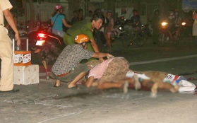 Người thân khóc ngất bên thi thể không nguyên vẹn của người phụ nữ chết thảm dưới bánh xe tải