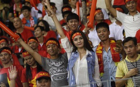 CĐV Việt Nam: Phải chăng khi vui thì vỗ tay vào