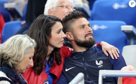 Giroud không tới Everton vì sợ vợ