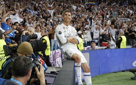 "Siêu nhân" Ronaldo lập thêm 3 kỷ lục sau cú hat-trick vào lưới Atletico