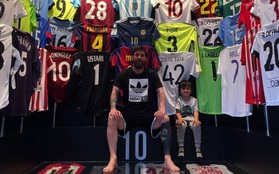 Messi khoe bộ sưu tập áo đấu, không có áo của Ronaldo