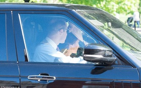 Công nương Kate và Hoàng tử William lái xe đến dự đám cưới bạc tỷ của em gái
