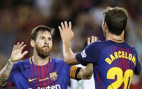 Messi sút trúng cột dọc 3 lần, Barca vẫn có 3 điểm ngày khai màn La Liga