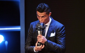 Cristiano Ronaldo giành giải The Best: Hiện thân của những giấc mơ bóng đá