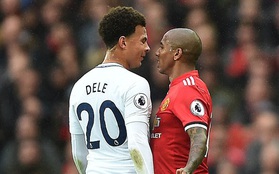 Sao Tottenham nói gì khiến Ashley Young nóng mặt, lao vào xô xát