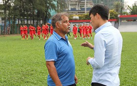 Công Vinh sa thải HLV Alain Fiard: Ai là người thất bại?