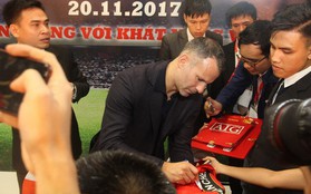 Giggs và Scholes không hề "chém bừa", Việt Nam đủ sức dự World Cup 2030