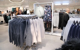 Buổi khai trương sớm store H&M Hà Nội: Đồ mùa đông đẹp, đa dạng với giá rất mềm, áo nỉ 249K, áo len 499K