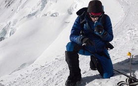 Chàng trai người Tây Ban Nha phá kỉ lục chinh phục đỉnh Everest
