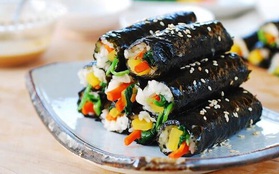 Cuộn kimbap thật đơn giản với mẹo nhỏ cực hay của thực thần Yoon Doo Joon