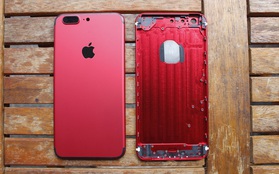 Cận cảnh dịch vụ độ vỏ màu ĐỎ RỰC cho iPhone tại Việt Nam, giá khoảng 1 triệu đồng