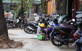 Vỉa hè ở trung tâm Sài Gòn sẽ được cho thuê với giá 100.000 đồng/m2