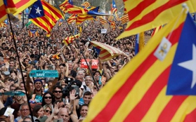 Tây Ban Nha: Nghị viện Catalonia tuyên bố độc lập