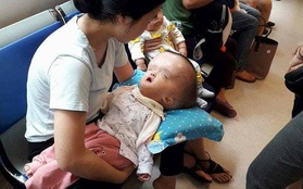 Đã quyên góp được gần 500 triệu đồng chuẩn bị cho ngày mai đưa bé gái "đầu to" đi Singapore chữa bệnh