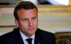 Ba tháng nhậm chức, Tổng thống Macron tốn hơn 30.000 USD trang điểm