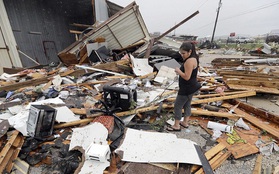 Cận cảnh đổ nát tại bang Texas sau siêu bão Harvey