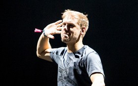 "Huyền thoại nhạc Trance" Armin van Buuren "cân" cả đại nhạc hội EDM khiến fan Sài Thành sướng tai đã mắt đến tận khuya