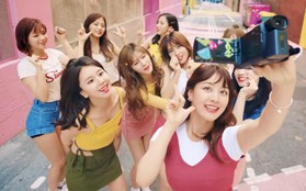 TWICE quá "nhọ"? Lên sàn 3 lần, tung 4 hit vẫn không lọt nổi bất cứ Top 10 nào trong lòng dân Hàn