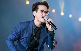 Sau live concert 10 năm “cháy vé”, Hà Anh Tuấn lại có hẹn với khán giả Thủ đô bằng đêm nhạc Giáng sinh