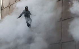Người đàn ông sống sót kỳ diệu sau khi liều mình nhảy khỏi tầng 4 trong vụ cháy lớn trong lịch sử Hàn Quốc