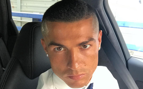 Ronaldo bất ngờ xuống tóc húi cua mừng chức vô địch