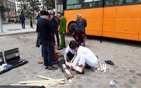 Hà Nội: Thùng phuy trang trí quán cafe buýt phát nổ khi đang cắt, thợ hàn bị gãy hai chân