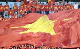Báo New Zealand ấn tượng với sắc đỏ của CĐV Việt Nam