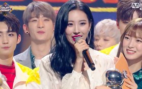 Sunmi giành No.1 với hit nghi đạo nhái, netizen Hàn chúc mừng… Cheryl Cole