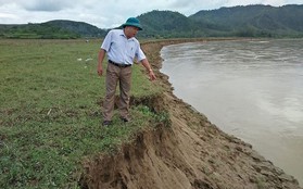 Phát hiện thi thể người đàn ông lõa thể trên sông Lam