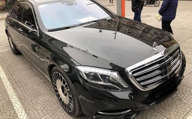 Hà Nội: Xe sang Mercedes S500 độ Maybach bị vặt trộm đôi gương trị giá cả trăm triệu đồng