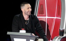 The Voice US: Adam Levine mang cả cô vợ siêu mẫu ra để chiêu dụ thí sinh