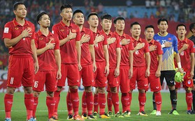 Trận đấu tập đầu tiên của ĐT Việt Nam tại Hàn Quốc: Thủ môn đội bạn dính thẻ đỏ, HLV Park Hang-seo xin cho tiếp tục thi đấu