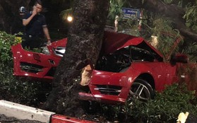 Hà Nội: Xe Mercedes mất lái đâm gãy cây "khủng" trên đường Thanh Niên