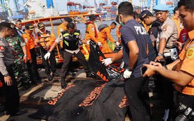 Cứu hộ máy bay Indonesia chở 189 người rơi xuống biển: Không hy vọng có người sống sót