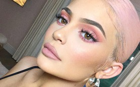 Mơ ước có làn da đẹp như Kylie Jenner không còn xa vời bởi cô nàng đang rục rịch sản xuất đồ dưỡng da rồi!