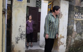 Bất hạnh tột cùng trong "ngôi nhà điên" ở Hải Phòng: Mẹ già chứng kiến những đứa con lần lượt phát bệnh tâm thần
