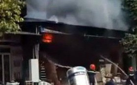 Lạng Sơn: Sau tiếng nổ lớn, cửa hàng vật liệu xây dựng cháy dữ dội, người dân hoảng loạn