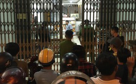 Nam thanh niên bịt mặt, cầm búa xông vào cướp tiệm vàng táo tợn ở Quảng Nam