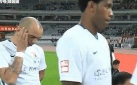 Cầu thủ Brazil bị phạt nặng vì gãi tai giữa lúc cử hành quốc ca Trung Quốc