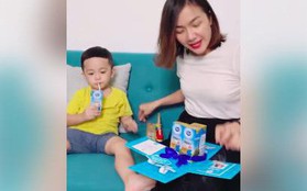 Ngạc nhiên với màn “kể xấu” con của hot mom việt