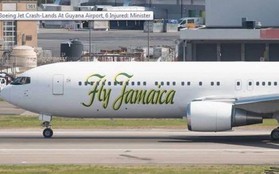 Máy bay của Hãng Fly Jamaica hạ cánh khẩn cấp, 6 người bị thương
