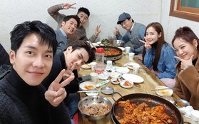 Ảnh selfie đắt giá nhất Kbiz: Lee Seung Gi, Sehun (EXO), Park Min Young và loạt sao quyền lực đều tụ họp vì sao?
