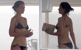 Đi nghỉ mát cùng bạn trai Jamie Foxx, Katie Holmes mặc bikini khoe bụng phẳng lỳ đáng ghen tị ở tuổi 40