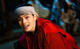 "The Crowned Clown" phiên bản truyền hình: Yeo Jin Goo liệu có vượt nổi cái bóng khổng lồ Lee Byung Hun?