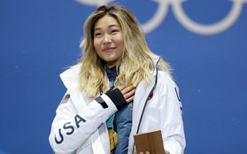 Giành HCV Olympic 2018, người hùng nước Mỹ Chloe Kim cố nén khóc khi lên nhận giải vì không muốn... làm hỏng đường kẻ mắt