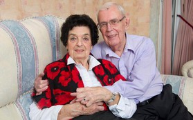 Bạn thanh mai trúc mã từ thời thơ ấu nhưng không lấy nhau, đến khi gần 90 tuổi họ mới nên duyên vợ chồng vì một "định mệnh"
