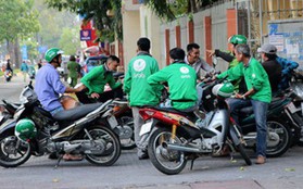 Nam tài xế GrabBike bị 3 đối tượng lạ mặt tấn công đến nguy kịch ở Sài Gòn