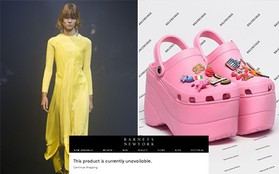 Ra mắt chưa bao lâu, dép đi mưa cục mịch của Crocs kết hợp với Balenciaga đã nhanh chóng cháy hàng trên mọi mặt trận