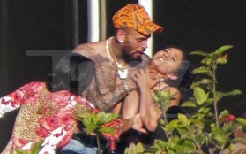 Sau scandal đánh đập Rihanna, Chris Brown lại gây sốc với cảnh bóp cổ phụ nữ